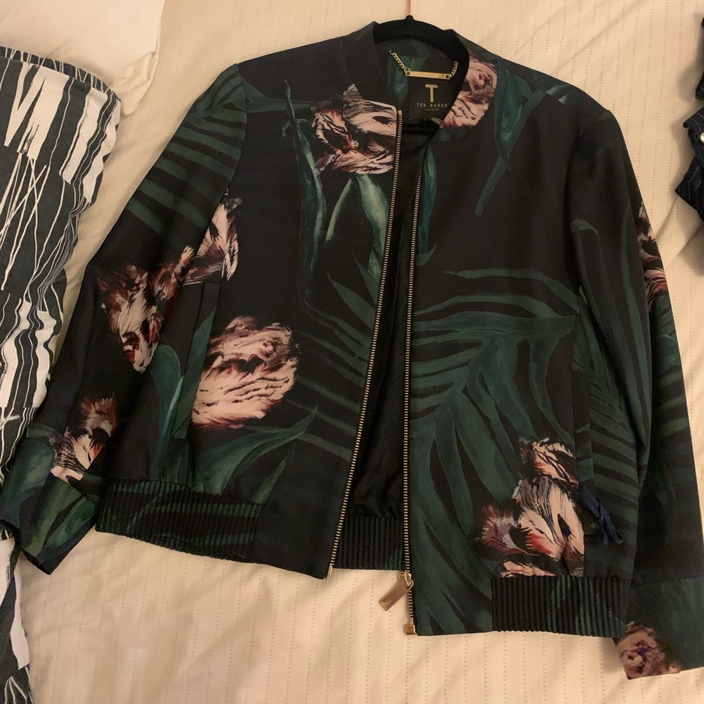 NWOT Ted Baker Bomber Size Small/2